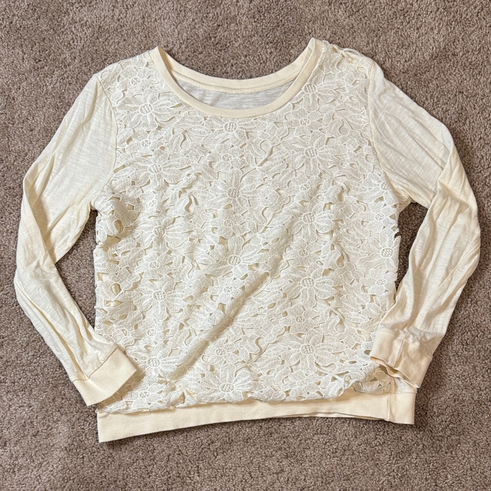 Chic Cream Lace Women's Sweatshirt